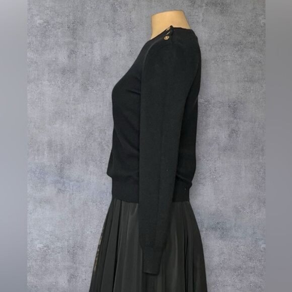 Ralph Lauren Black Cashmere Sweater with Shoulder Buttons - Picture 3 of 7